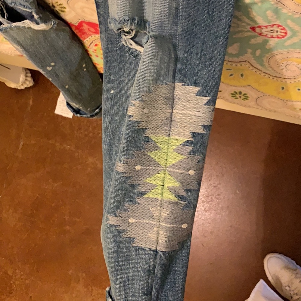 Clothes - Picture 3 of 3